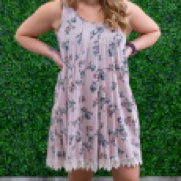 NWOT Chris & Carol Lace Trim Dress - Picture 3 of 4